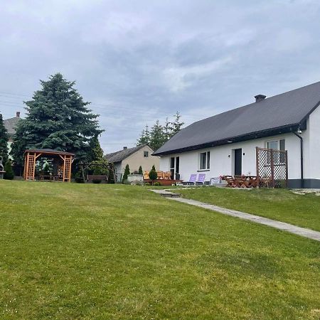 Вилла Pokoje Kama Затор Экстерьер фото